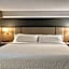 Holiday Inn Hotel & Suites London By IHG