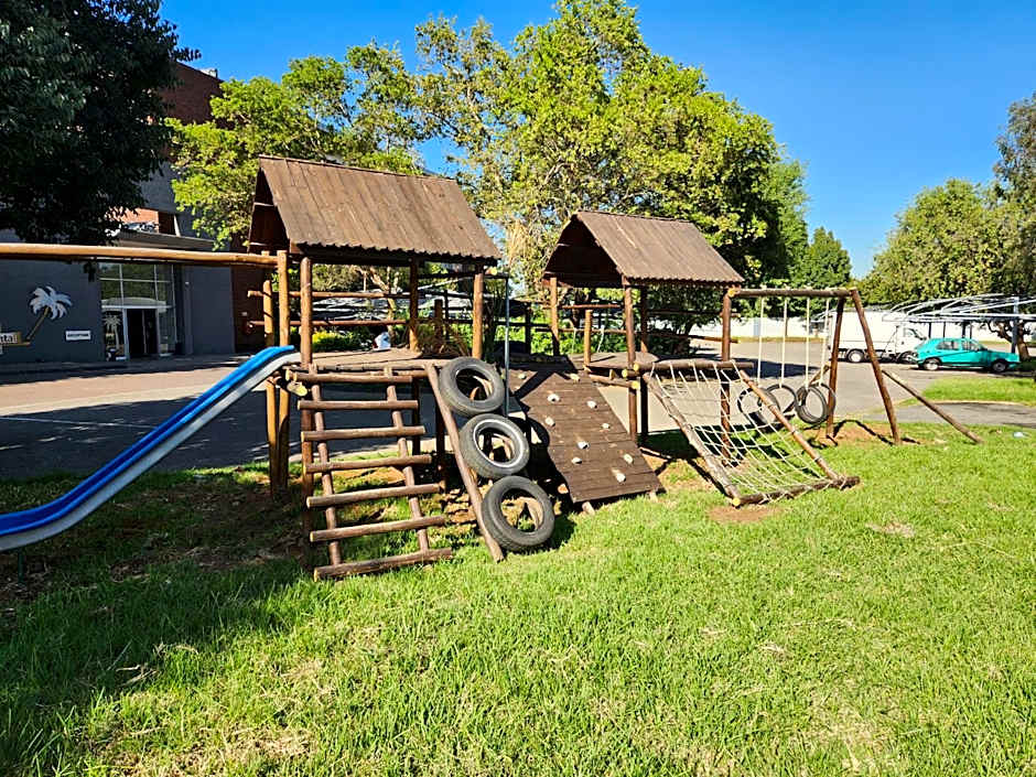 Palm Continental Hotel