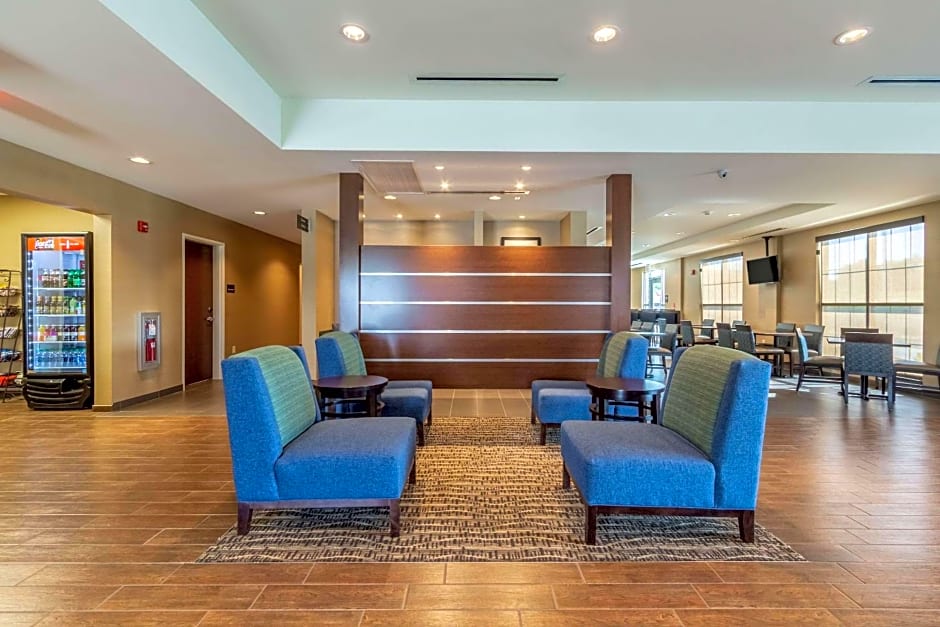 Comfort Inn & Suites - Harrisburg Airport - Hershey South