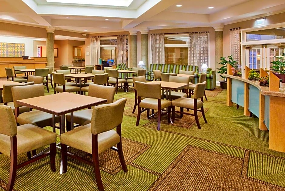 La Quinta by Wyndham Greenville Haywood