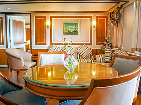 President Suite 1 bedroom (Sea View)