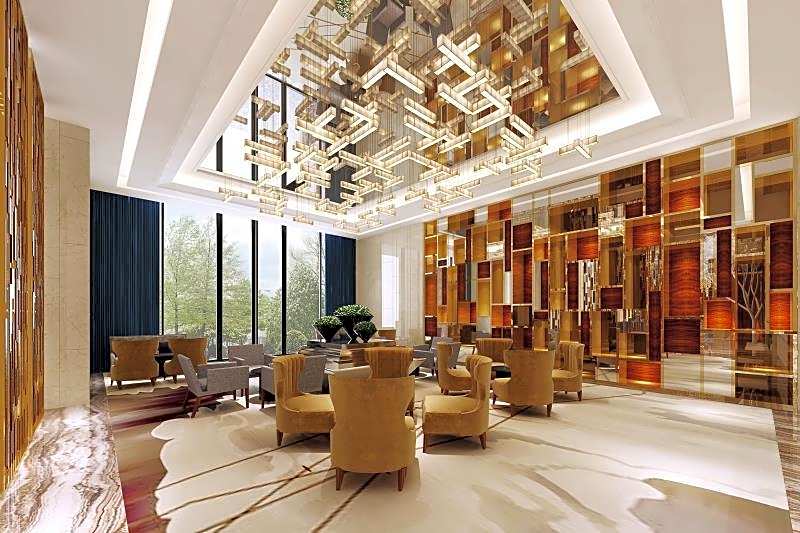 Menshine Gloria Plaza Hotel