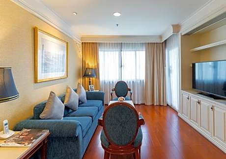 3 Bedroom Family Grand Suite