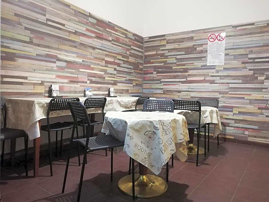 Lorf Hostel&Coffee