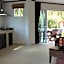 Chaweng Noi Residence
