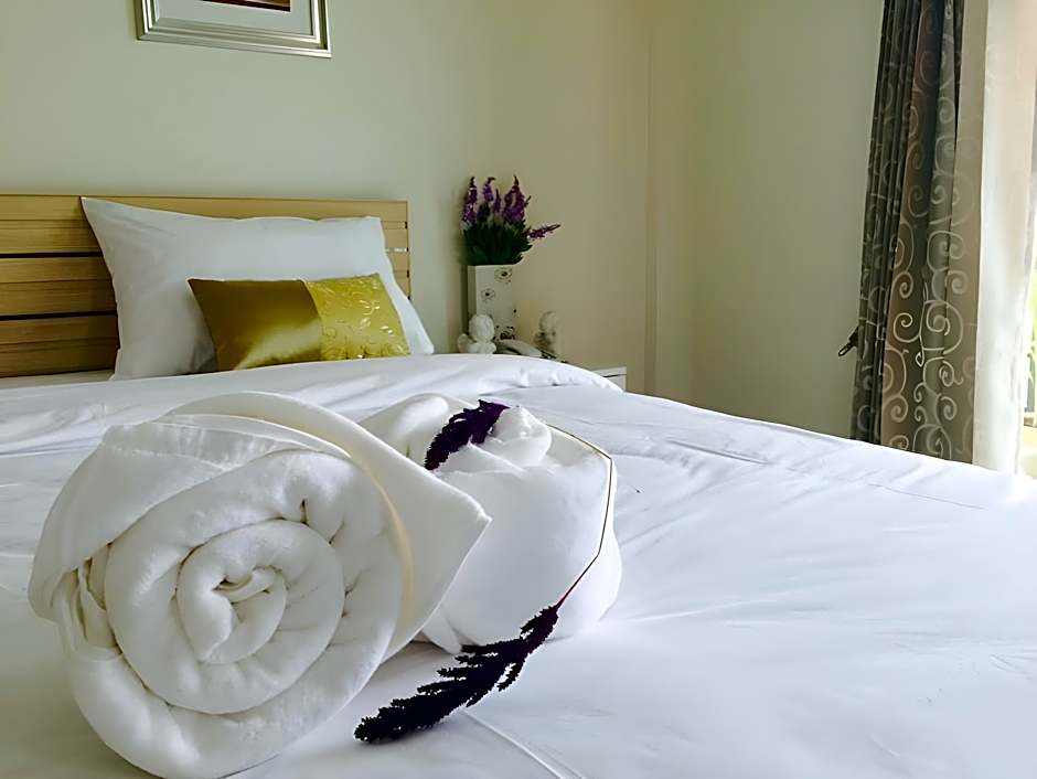 Privacy Residence Lopburi