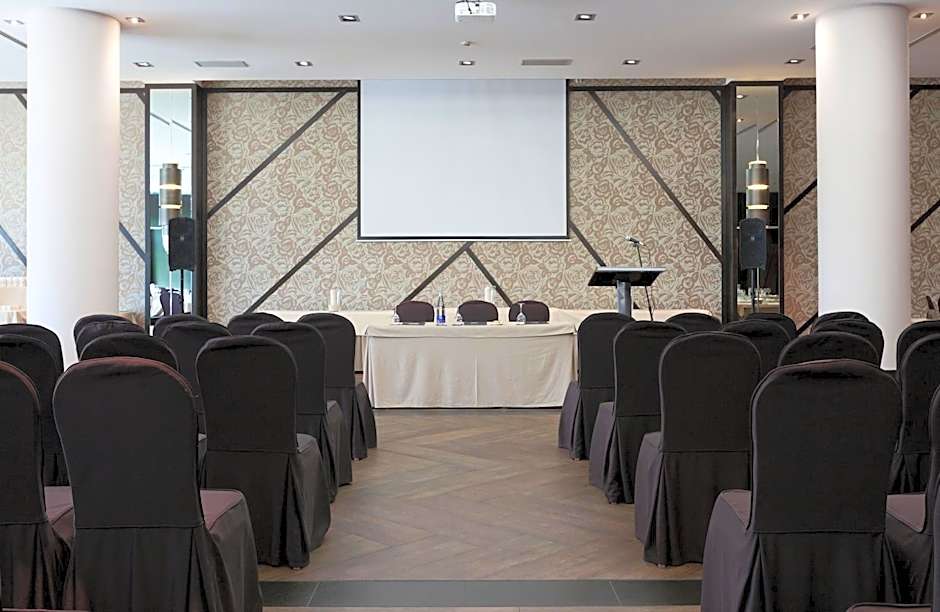 URH Hotel Spa Zen Balagares