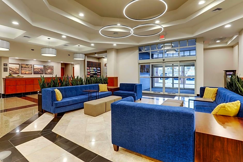 Drury Inn & Suites Arnold