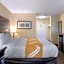 Quality Inn & Suites Camarillo-Oxnard