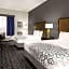 La Quinta Inn & Suites by Wyndham Mercedes Outlet Mall