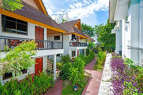 Oceanview Bungalows by EAT, Karon Beach