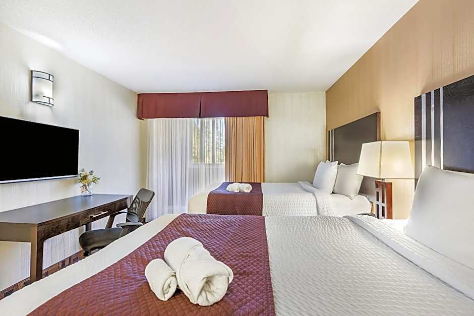 Days Inn by Wyndham Sylvan Lake