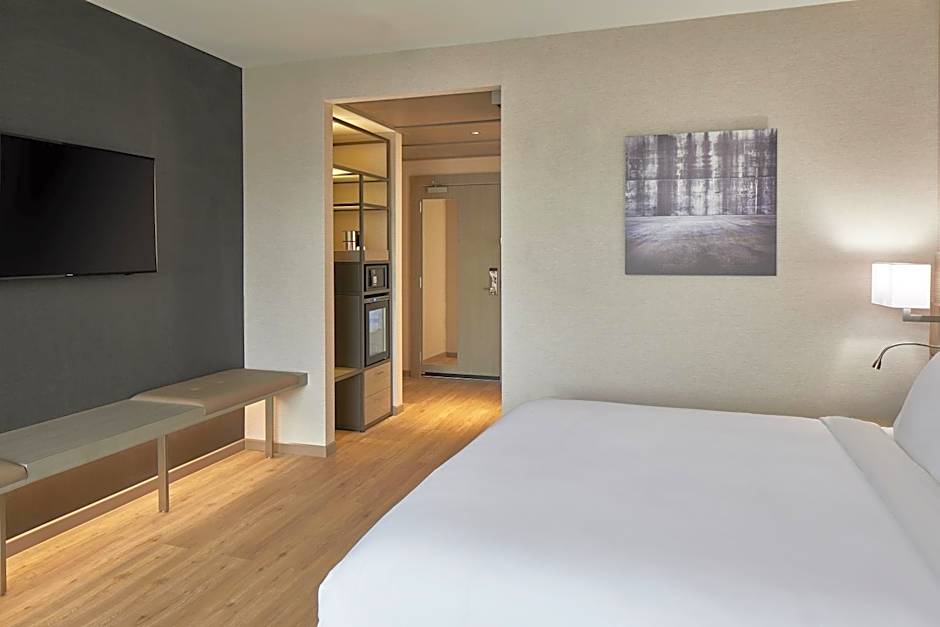 AC Hotel by Marriott Cleveland Beachwood