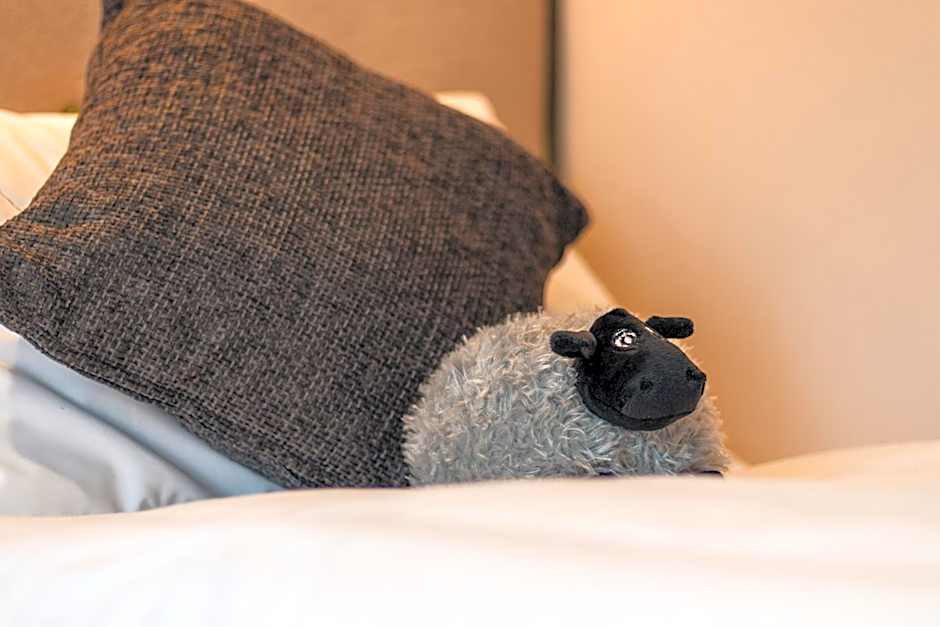 The White Rose Lodge with Hot Tub