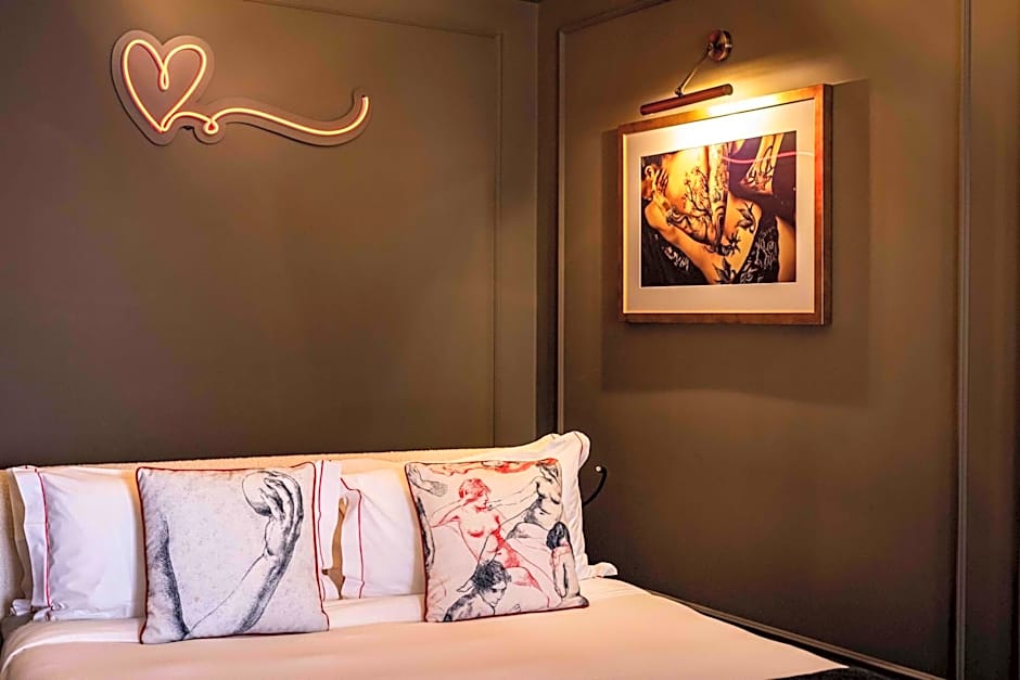 Upon Angels - Adults Only