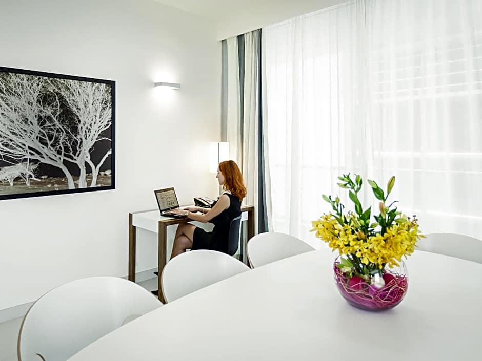 Adagio Abu Dhabi Al Bustan Hotel