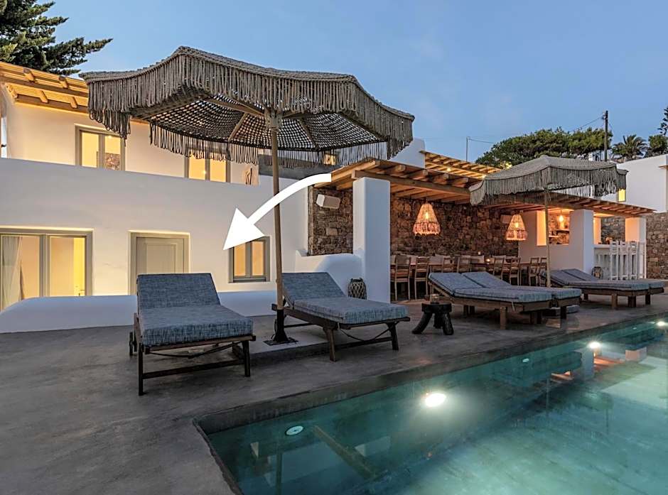 Trinity Mykonos - Beachfront Villa