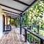 Hog Hollow Country Lodge