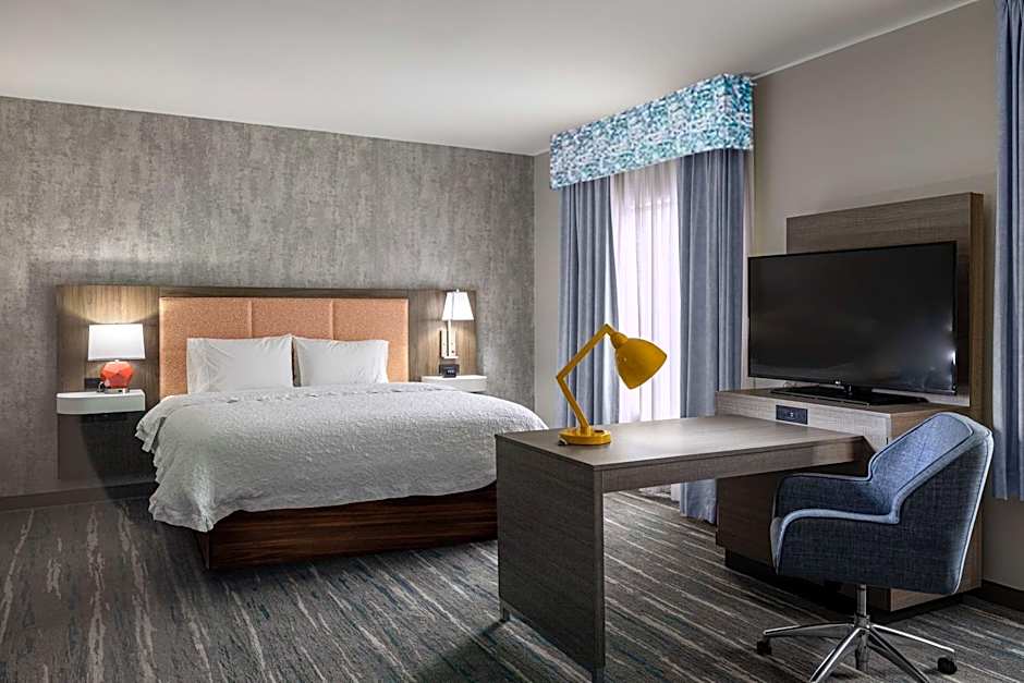 Hampton Inn By Hilton Knoxville-West At Cedar Bluff