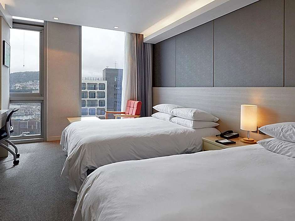 Hotel Regent Marine The Blue