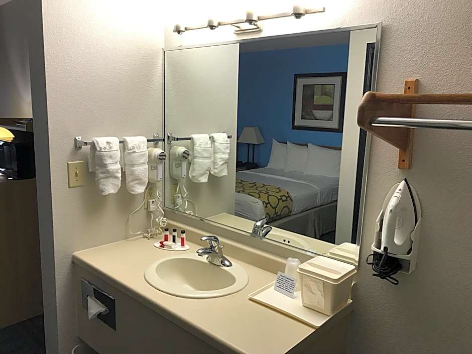 Baymont by Wyndham Marinette