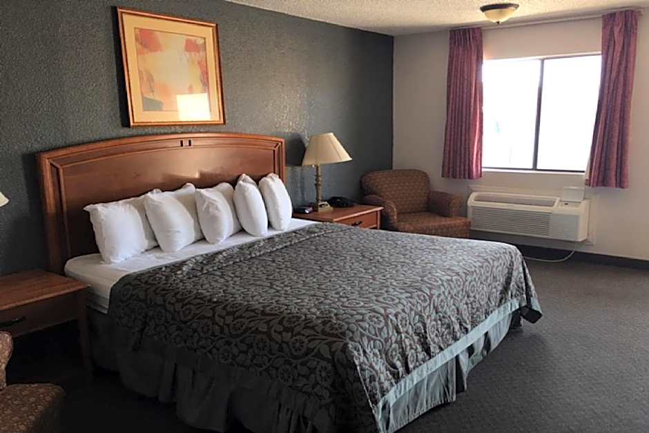 Hebbronville Executive Inn