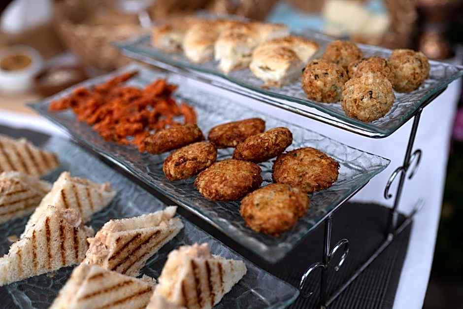 Sukoon Houseboat Dal Lake