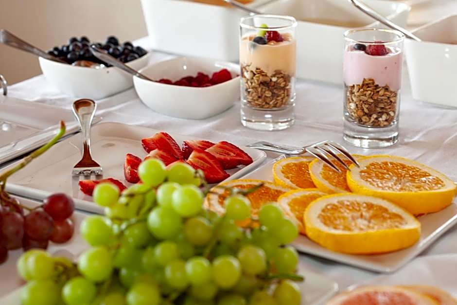 Periwinkle Lodge Guest House