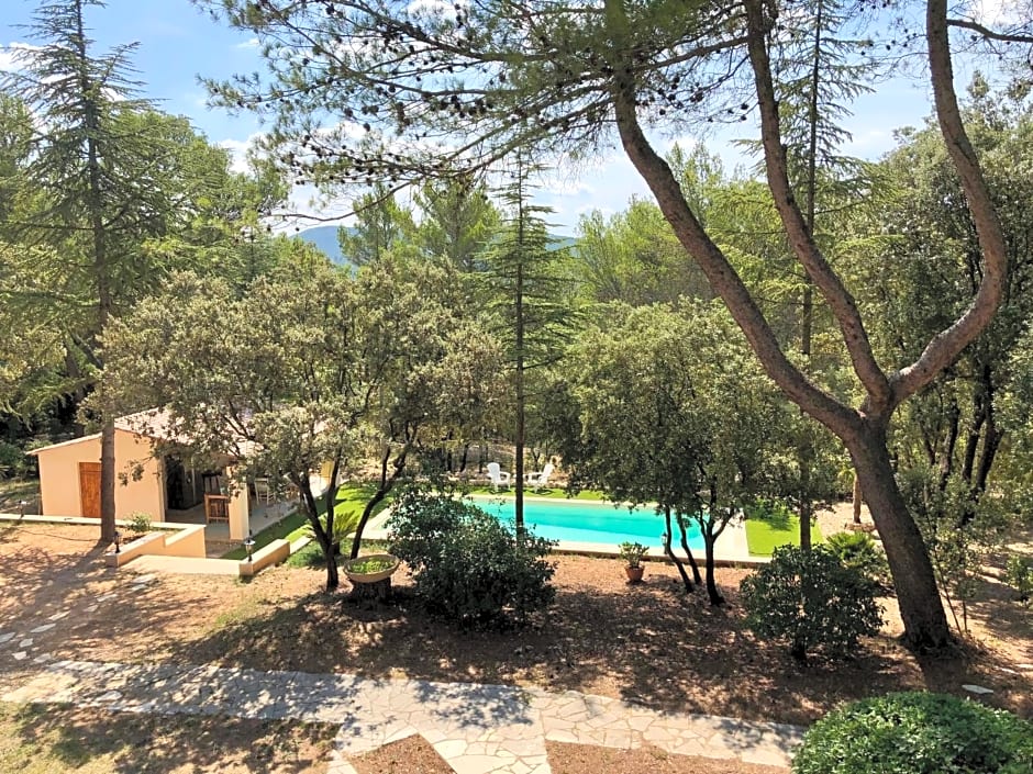 Chambres dans le Luberon - Bois Romay