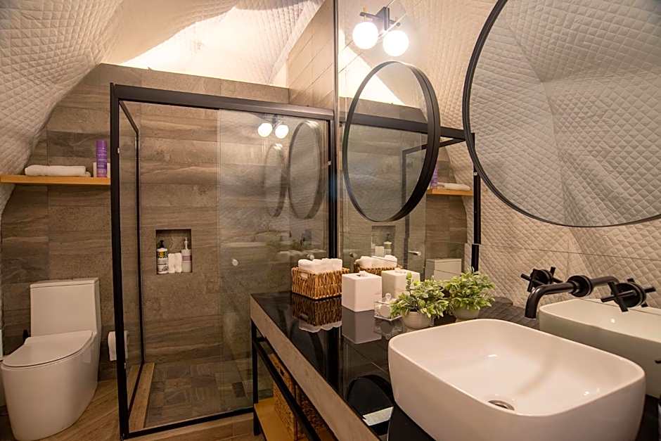 Cúpulas Del Valle by Villa De La Rosa