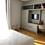 200 ROOMS & TERRACE