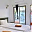 Sidewalk Boutique Hotel