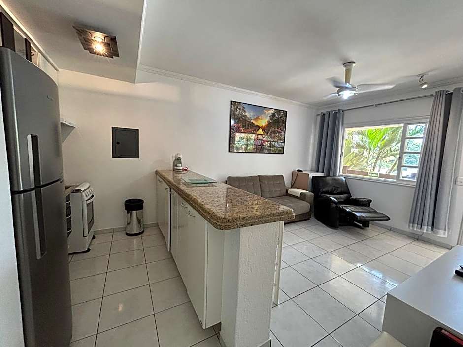 Flat Estudio 220 amarílis 3 Piscinas climatizadas, carregar veiculo eletrico, Bertioga, Riviera de São Lourenço Apartamento estúdio, cozinha equipada completa, serviço de hotelaria, limpeza e trocas diária de toalhas, WI-FI 500 MB