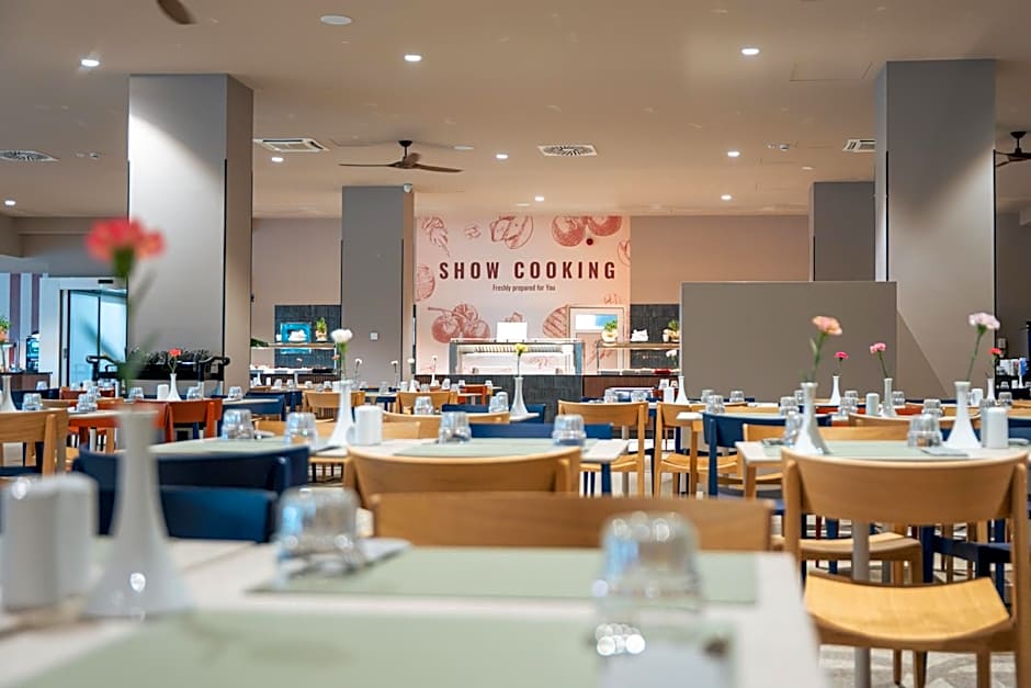 Family Hotel Adria - All inclusive