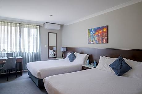 Executive Twin Room - Non-Smoking