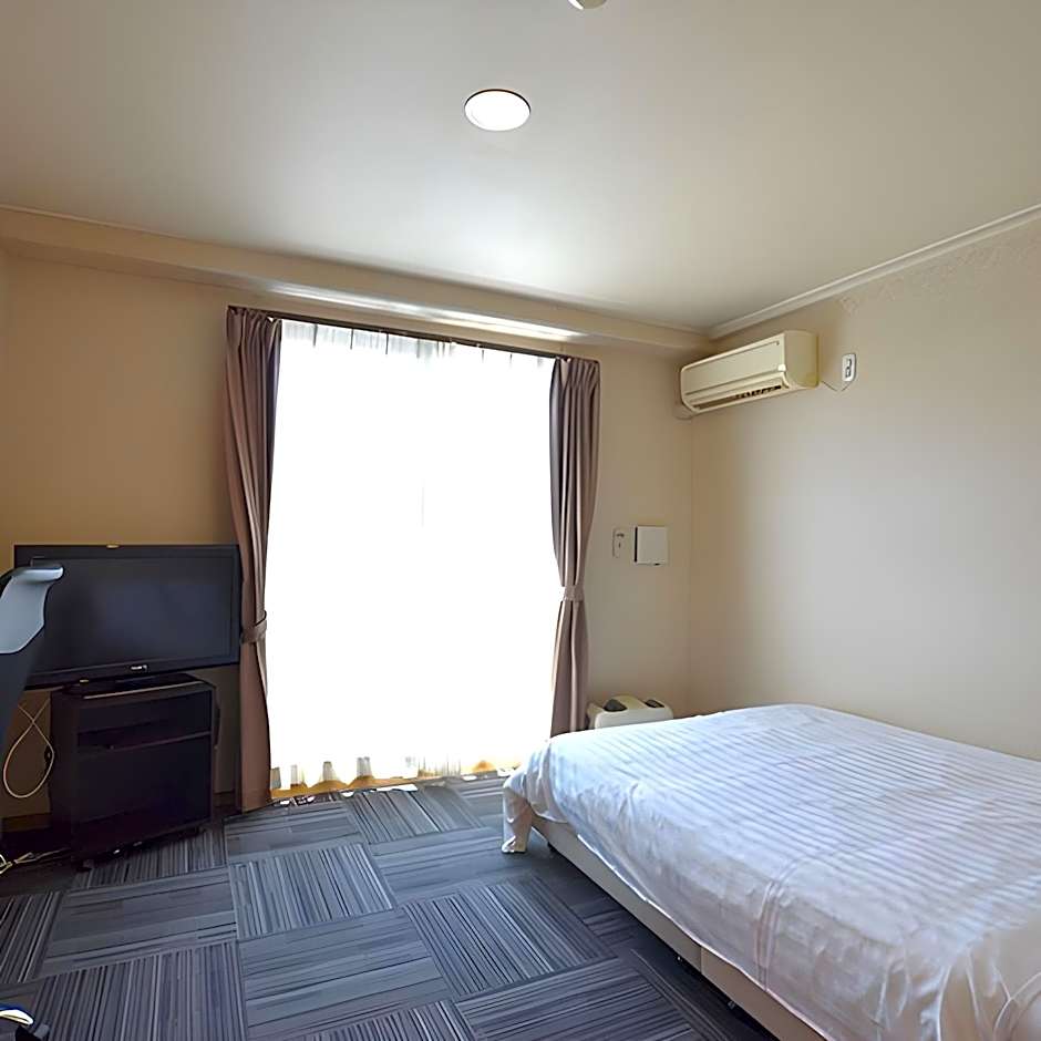 New Station Hotel