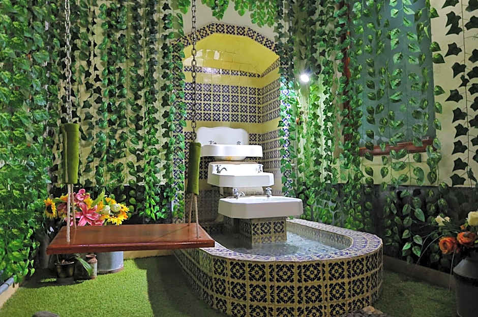 Azcami Boutique Hotel