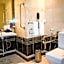 Frontel Al Harithia Hotel