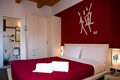 Double Room with Balcony and Sea View