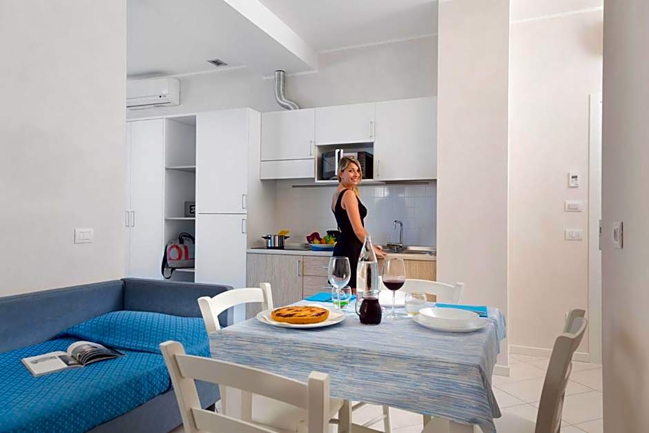 White Suite & Apartments