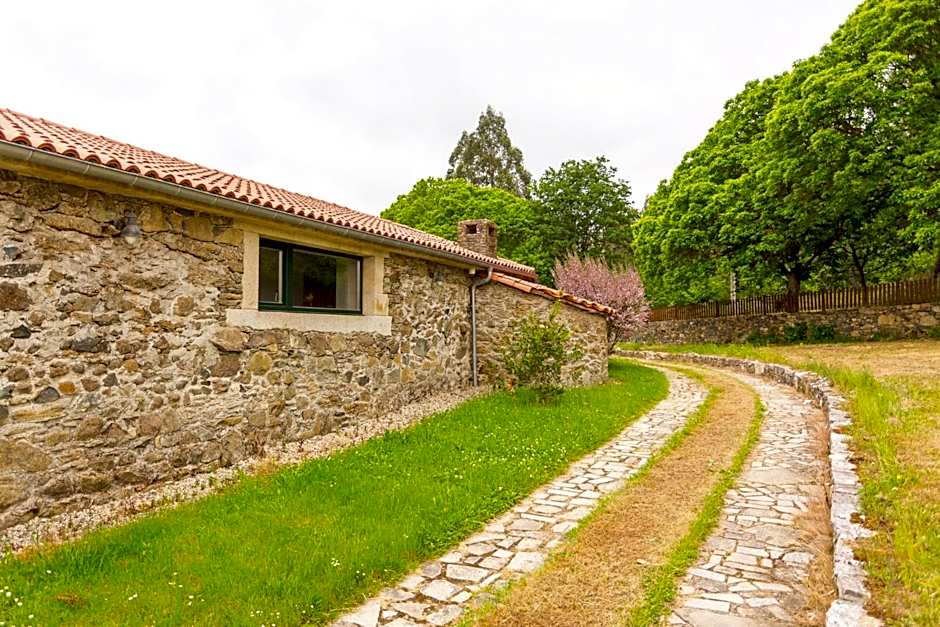 Casa da Ponte de Penas