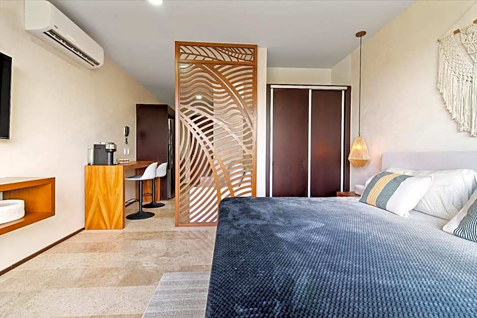 Serenity in the Sky - Studio with Rooftop and Plunge pool