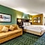 La Quinta Inn & Suites by Wyndham San Francisco Airport West