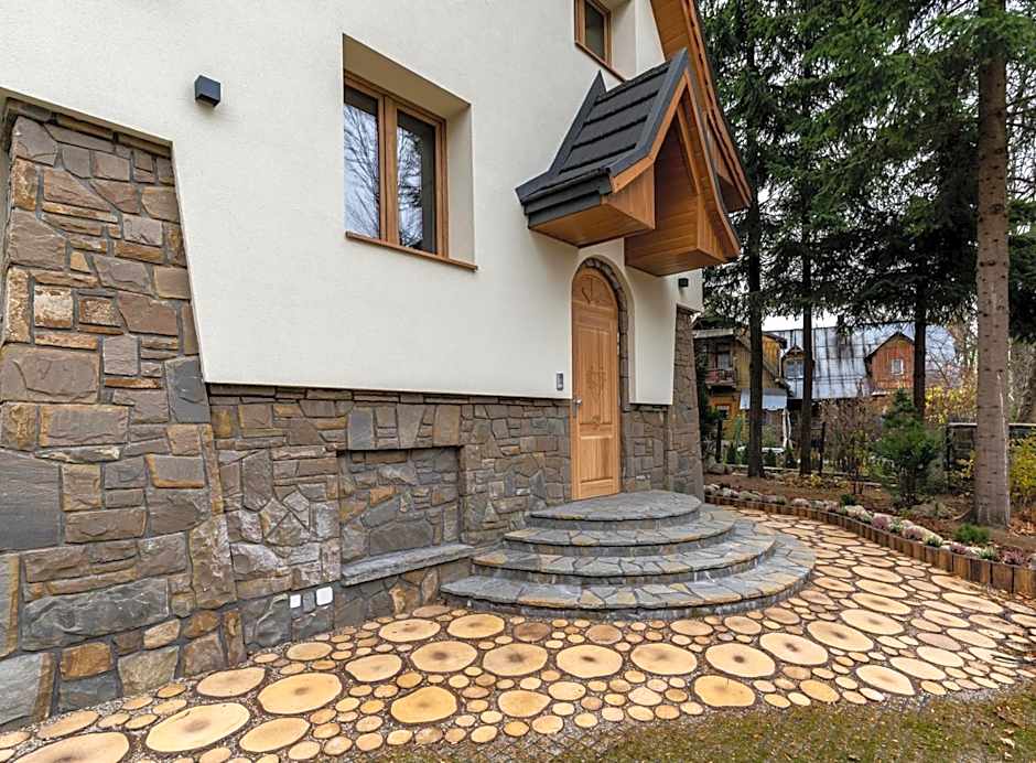 Villa 7 Apartments