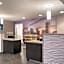 La Quinta Inn & Suites by Wyndham Baltimore Bwi Airport