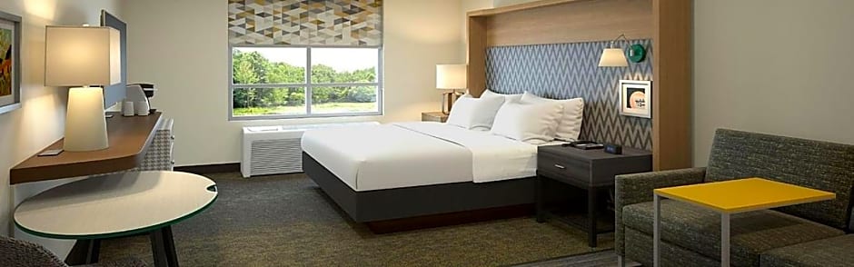 Holiday Inn Indianapolis Airport Area N