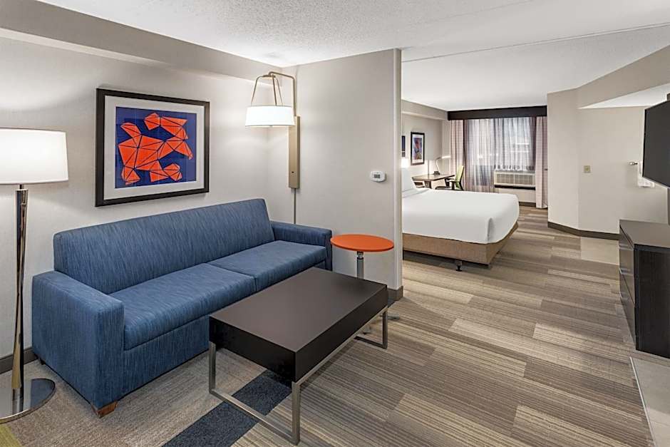 Holiday Inn Express & Suites South Portland By IHG