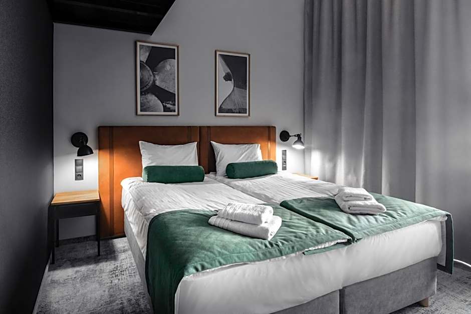 MONTOWNIA Lofts & Experience
