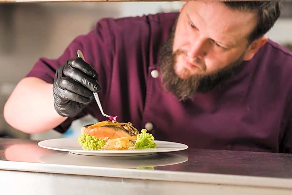 Hotel & Spa du Domaine des Thomeaux, The Originals Relais (Relais du Silence)