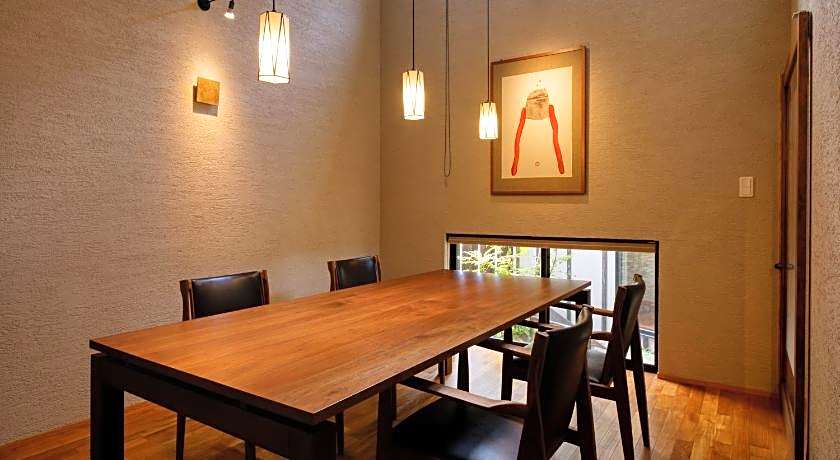 Yufuin Onsen Toshoan